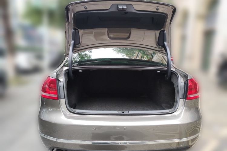 Used Volkswagen Passat 2011 1.8 TSI DSG Ultimate Edition Trunk