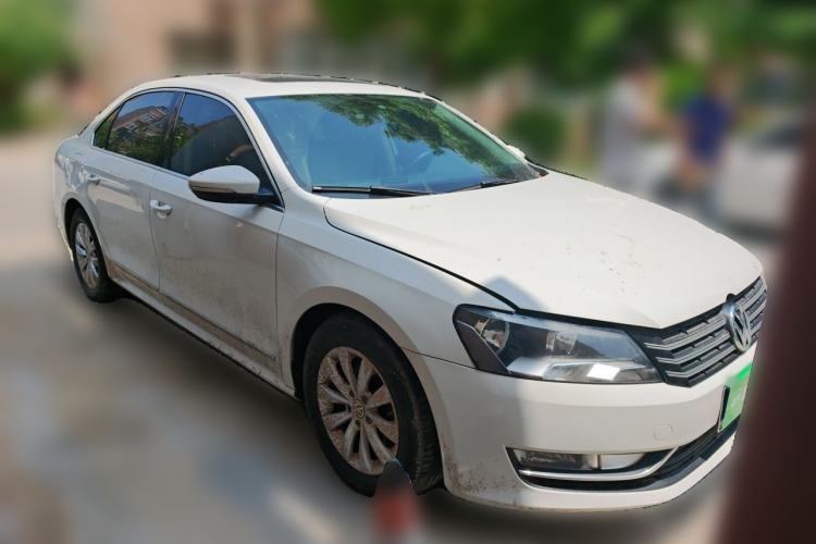 Used Volkswagen Passat 2011 1.8 TSI DSG Prestige Edition Front Right 45 Deg