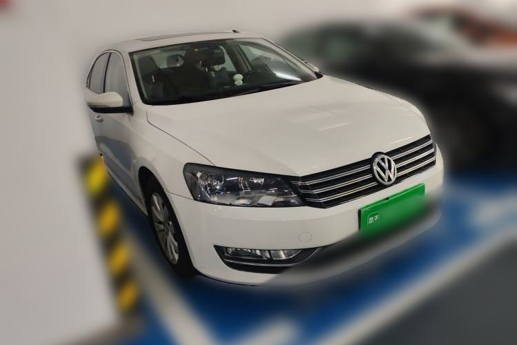 Used Volkswagen Passat 2011 1.8 TSI DSG Prestige Edition Front Right 45 Deg