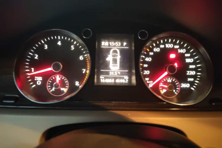 Used Volkswagen Passat 2011 2.0 TSI DSG Premium Edition Instrument Cluster