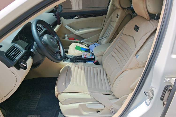 Used Volkswagen Passat 2011 1.8 TSI DSG Prestige Edition Left Front Seat