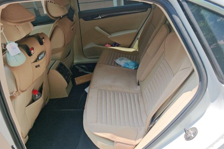 Used Volkswagen Passat 2011 1.8 TSI DSG Prestige Edition Left Rear Seat