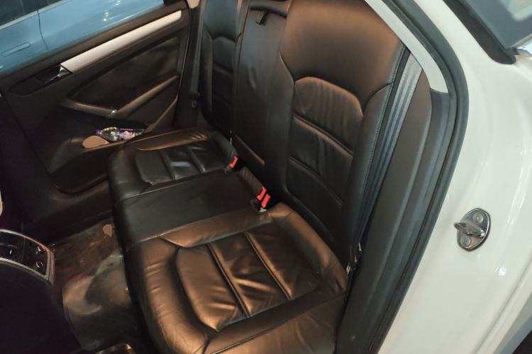 Used Volkswagen Passat 2011 1.8 TSI DSG Prestige Edition Left Rear Seat
