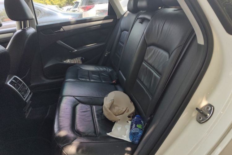 Used Volkswagen Passat 2011 1.8 TSI DSG Prestige Edition Left Rear Seat