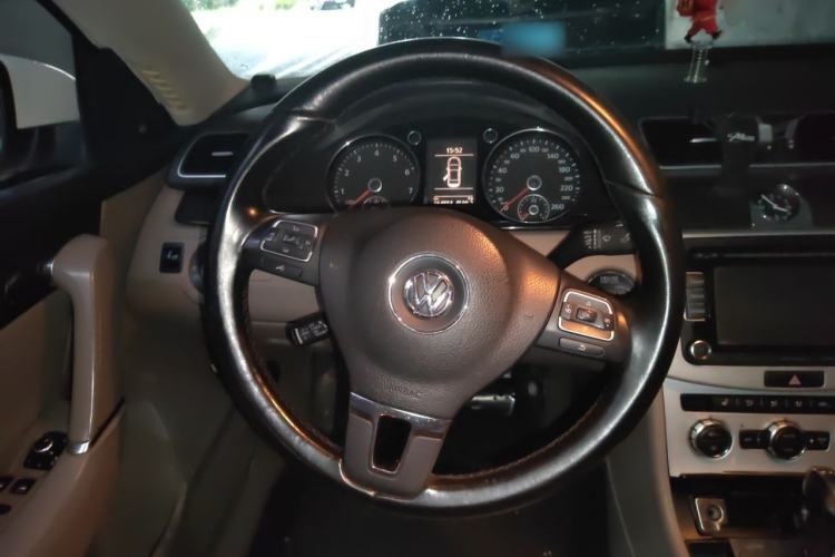 Used Volkswagen Passat 2011 2.0 TSI DSG Premium Edition Steering Wheel
