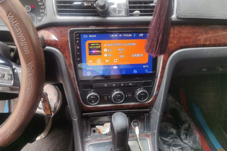 Used Volkswagen Passat 2011 2.0 TSI DSG Premium Edition Audio And AC Panel