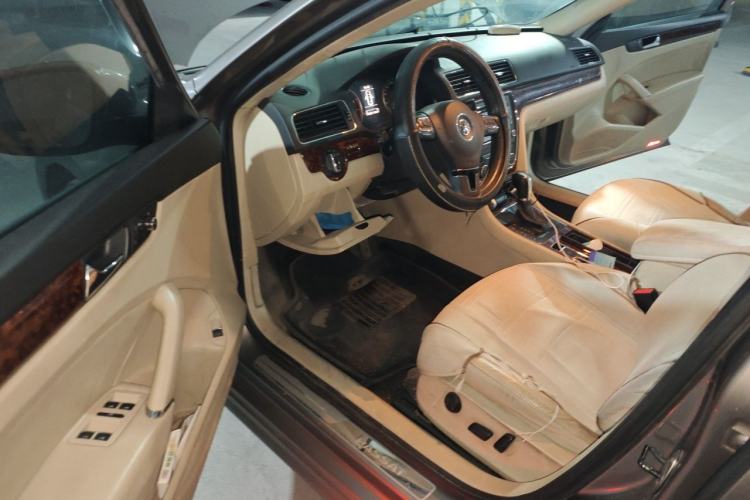 Used Volkswagen Passat 2011 1.8TSI DSG Prestige Edition Driver Seat
