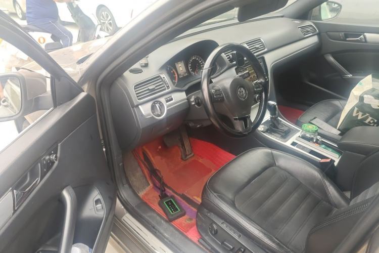 Used Volkswagen Passat 2011 1.8 TSI DSG Ultimate Edition Driver Seat