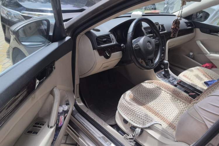 Used Volkswagen Passat 2011 1.8TSI DSG Prestige Edition Driver Seat