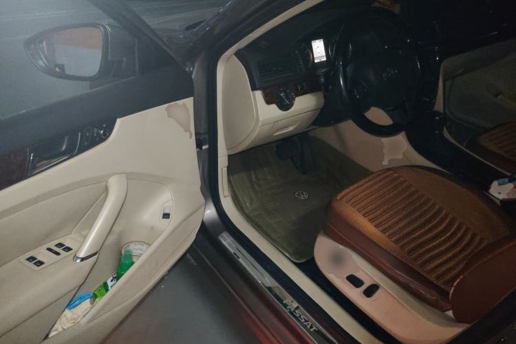 Used Volkswagen Passat 2011 1.8TSI DSG Prestige Edition Driver Seat