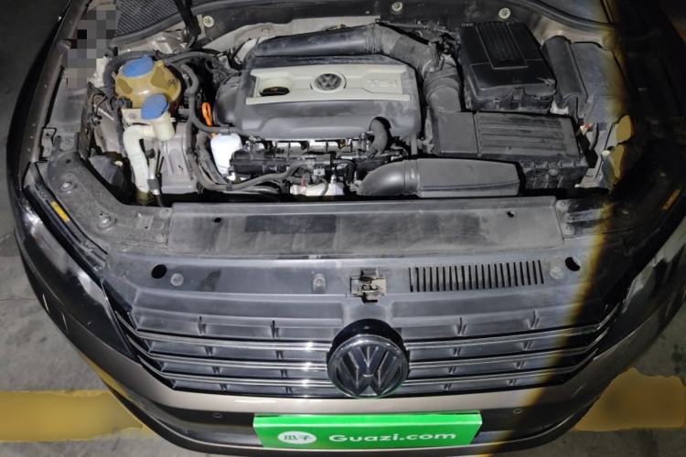 Used Volkswagen Passat 2011 2.0 TSI DSG Ultimate Edition Engine Bay