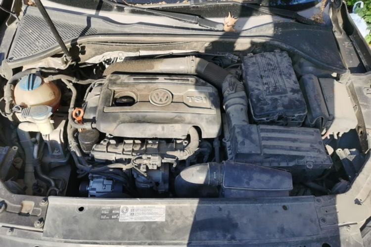 Used Volkswagen Passat 2011 1.8 TSI DSG Prestige Edition Engine Bay