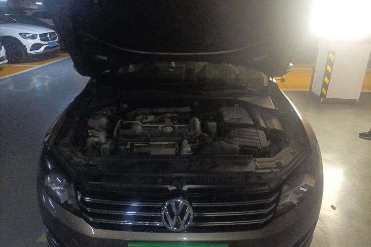 Used Volkswagen Passat 2011 1.4 TSI DSG Prestige Edition Engine Bay