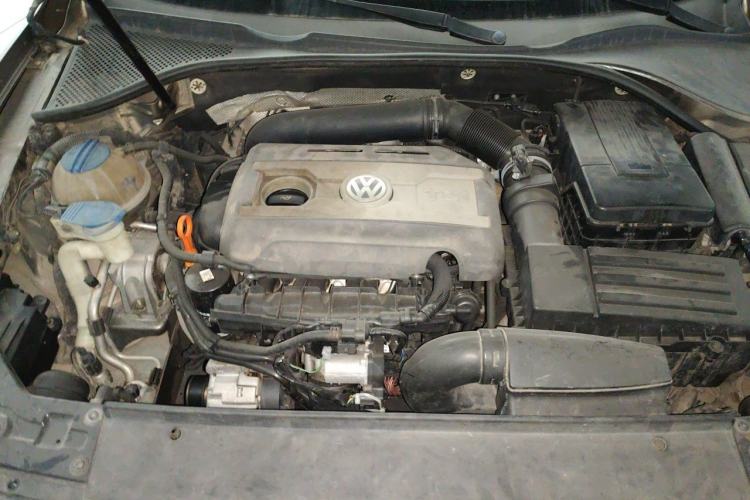 Used Volkswagen Passat 2011 2.0 TSI DSG Ultimate Edition Engine Bay