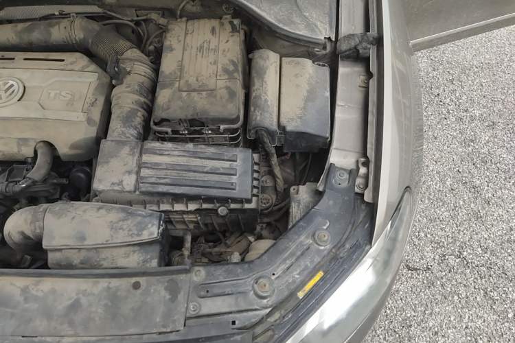 Used Volkswagen Passat 2011 2.0 TSI DSG Ultimate Edition Engine Bay Left