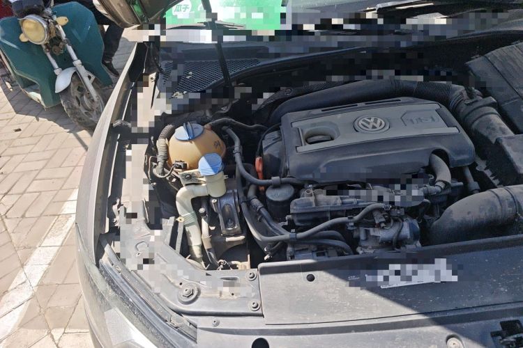 Used Volkswagen Passat 2011 1.8TSI Automatic Prestige Edition Engine Bay Right