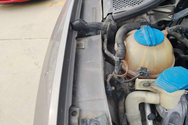 Used Volkswagen Passat 2011 2.0 TSI DSG Ultimate Edition Engine Bay Right