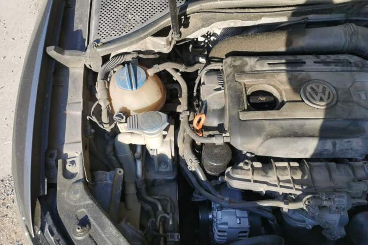 Used Volkswagen Passat 2011 1.8 TSI DSG Prestige Edition Engine Bay Right