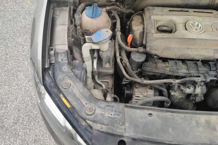 Used Volkswagen Passat 2011 2.0 TSI DSG Ultimate Edition Engine Bay Right