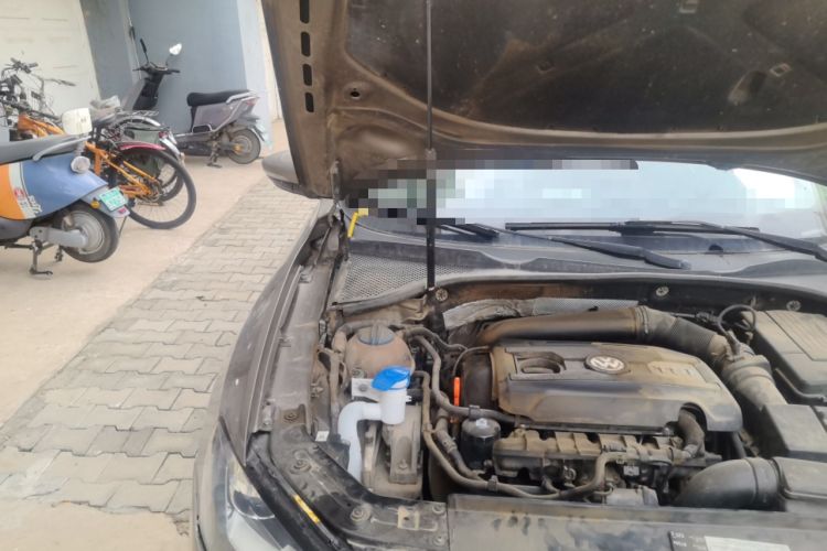 Used Volkswagen Passat 2011 2.0 TSI DSG Premium Edition Engine Bay Right
