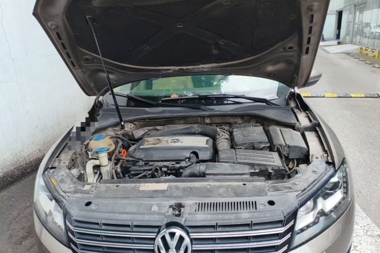 Used Volkswagen Passat 2011 2.0 TSI DSG Ultimate Edition Engine Bay
