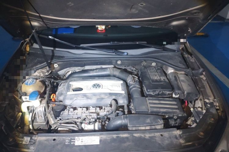 Used Volkswagen Passat 2011 1.8 TSI DSG Prestige Edition Engine Bay