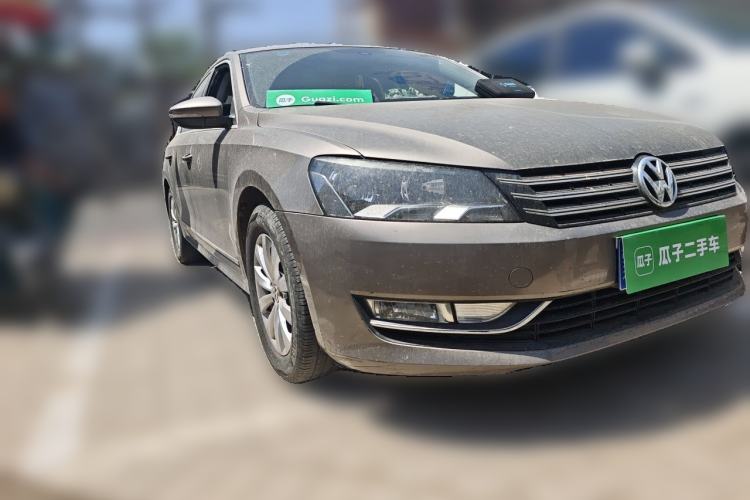 Used Volkswagen Passat 2011 1.8TSI Automatic Prestige Edition Front Right 45 Deg