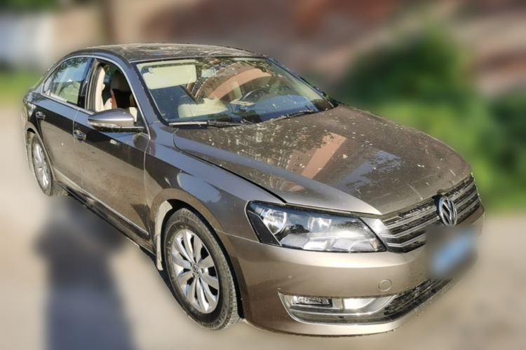 Used Volkswagen Passat 2011 1.8 TSI DSG Prestige Edition Front Right 45 Deg