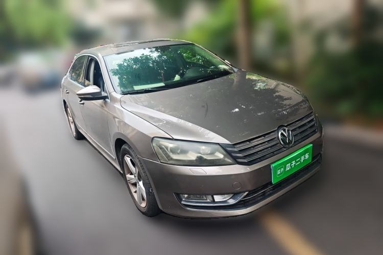 Used Volkswagen Passat 2011 1.8TSI DSG Prestige Edition Front Right 45 Deg