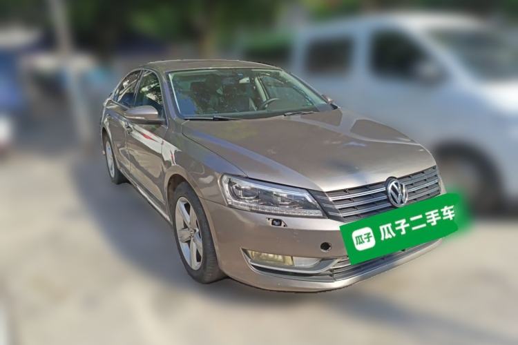 Used Volkswagen Passat 2011 1.8TSI DSG Prestige Edition Front Right 45 Deg