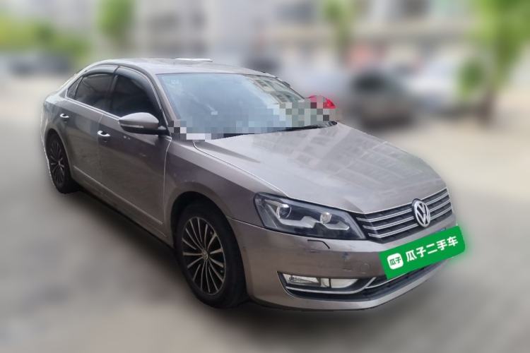 Used Volkswagen Passat 2011 2.0 TSI DSG Premium Edition Front Right 45 Deg