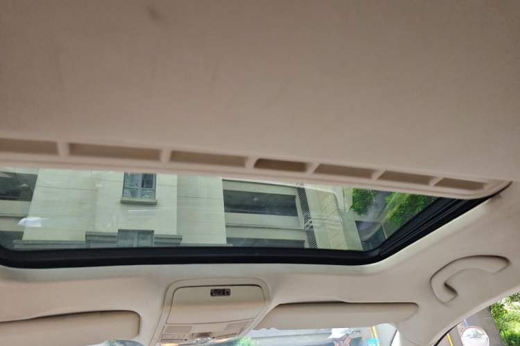 Used Volkswagen Passat 2011 1.8TSI Automatic Prestige Edition Headliner