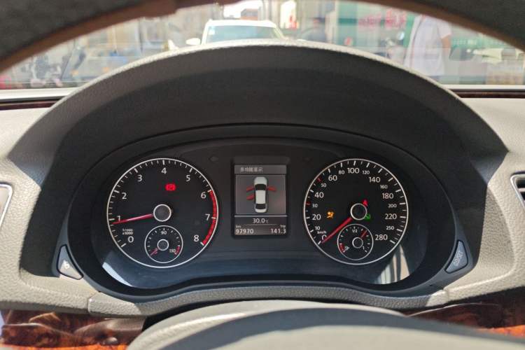 Used Volkswagen Passat 2011 1.8TSI DSG Prestige Edition Instrument Cluster