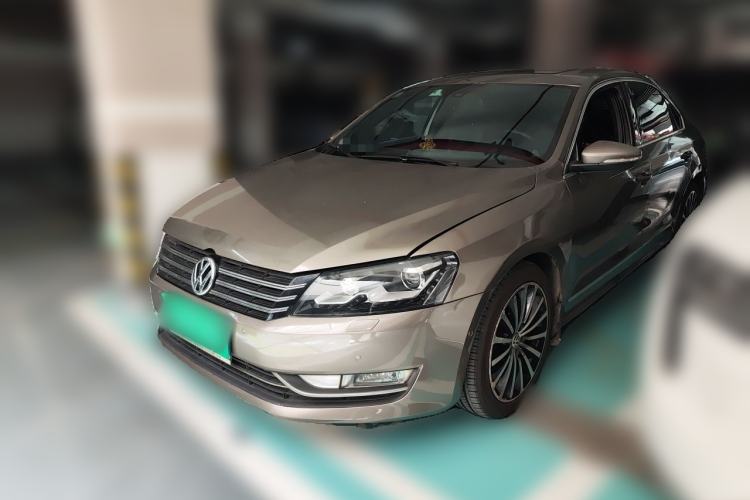Ojetý Volkswagen Passat 2011 2.0 TSI DSG Ultimate Edition Guazi used car, China used car export, Used car for sale, Used  cars, Cheapest cars for sale