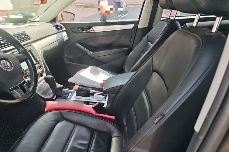 Used Volkswagen Passat 2011 1.8TSI Automatic Prestige Edition Left Front Seat