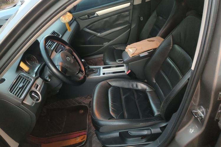 Used Volkswagen Passat 2011 1.8TSI Automatic Prestige Edition Left Front Seat