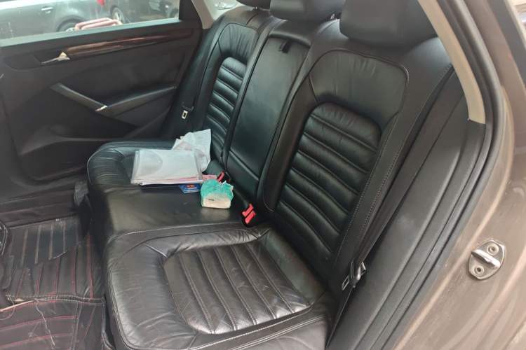 Used Volkswagen Passat 2011 1.8TSI DSG Prestige Edition Left Rear Seat