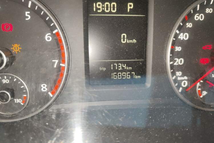 Used Volkswagen Passat 2011 1.8TSI Automatic Prestige Edition Odometer Close Up