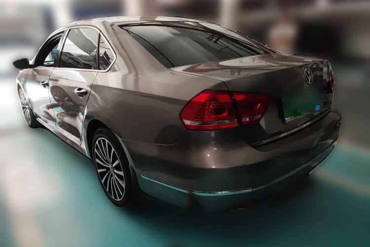 Used Volkswagen Passat 2011 2.0 TSI DSG Ultimate Edition Rear Left 45 Deg