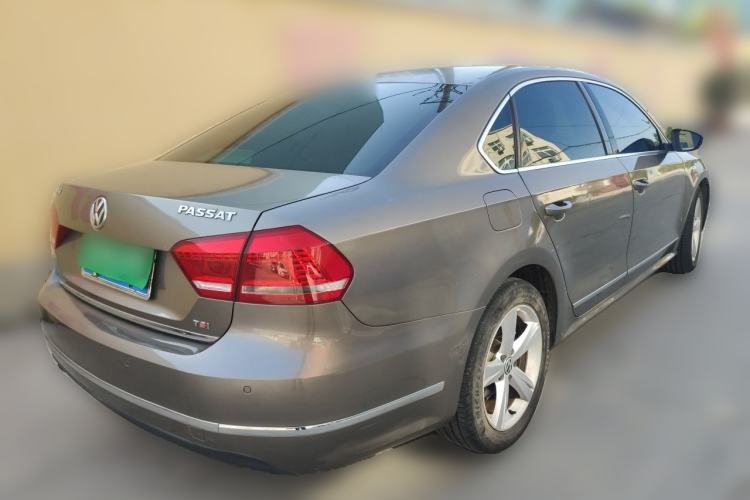 Used Volkswagen Passat 2011 1.8TSI DSG Prestige Edition Rear Right 45 Deg