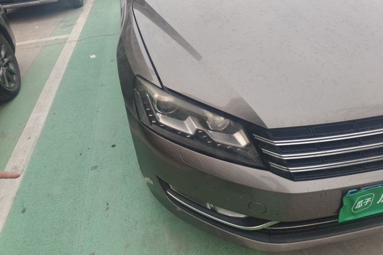 Used Volkswagen Passat 2011 1.8 TSI DSG Ultimate Edition Right Front Headlight