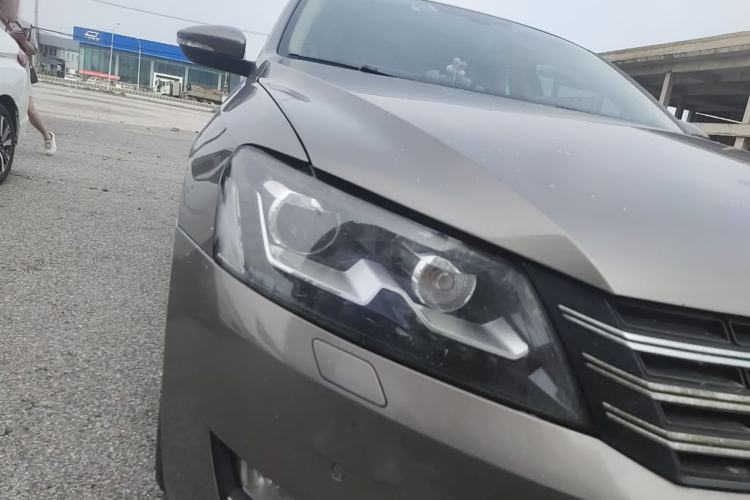 Used Volkswagen Passat 2011 2.0 TSI DSG Ultimate Edition Right Front Headlight
