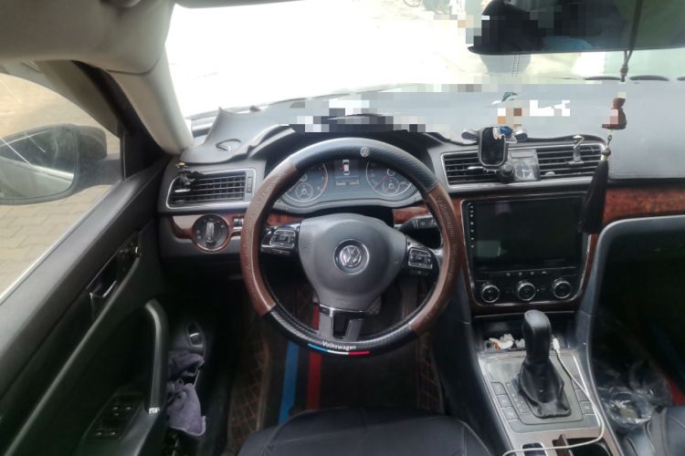 Used Volkswagen Passat 2011 2.0 TSI DSG Premium Edition Steering Wheel