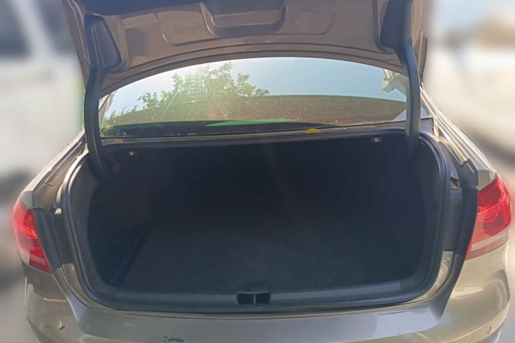 Used Volkswagen Passat 2011 1.8TSI DSG Prestige Edition Trunk