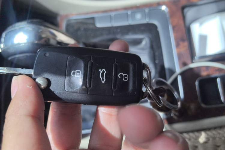 Used Volkswagen Passat 2011 1.8TSI DSG Prestige Edition Vehicle Key