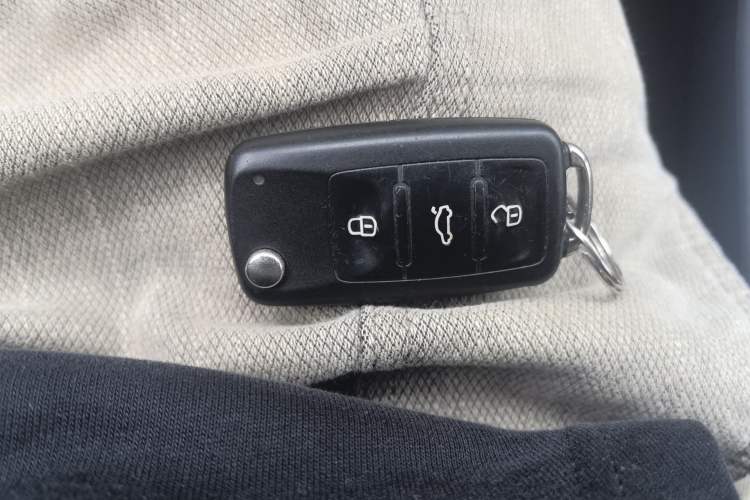 Used Volkswagen Passat 2011 2.0 TSI DSG Ultimate Edition Vehicle Key