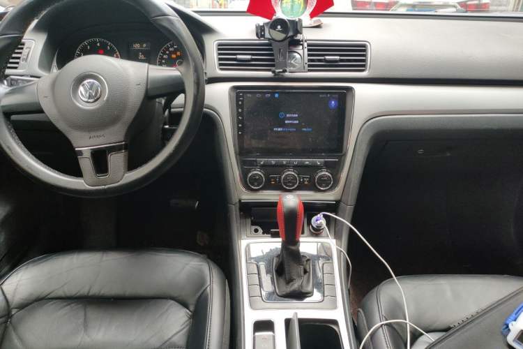 Used Volkswagen Passat 2013 1.8TSI DSG Prestige Edition Audio And AC Panel