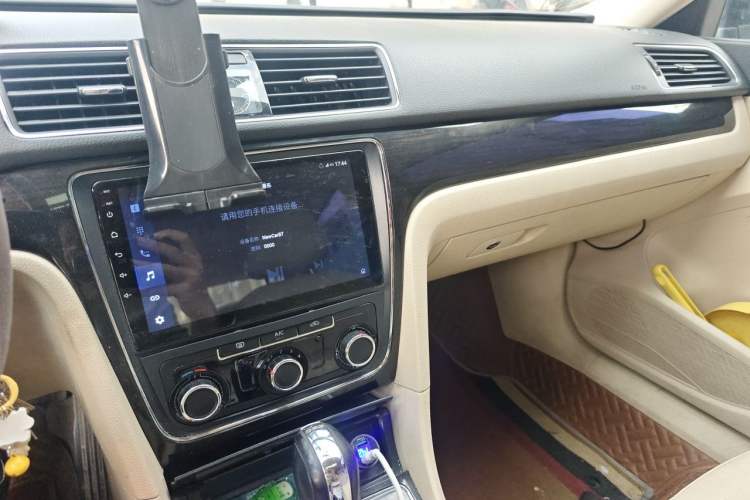Used Volkswagen Passat 2013 1.8TSI DSG Government Procurement Edition Audio And AC Panel