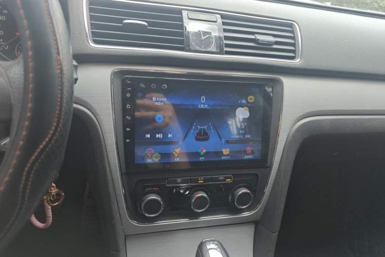 Used Volkswagen Passat 2013 1.8TSI DSG Government Procurement Edition Audio And AC Panel