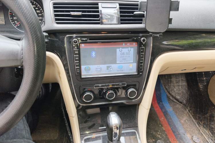 Used Volkswagen Passat 2013 1.8TSI DSG Government Procurement Edition Audio And AC Panel